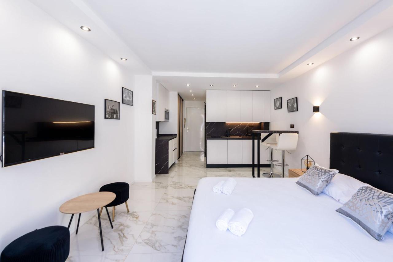 Large Studio - 50M Cannes Beach - Terrace Sea View 외부 사진